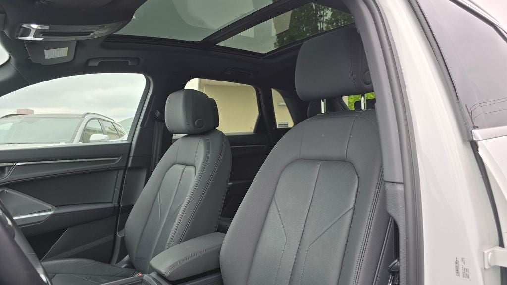 2020 Audi Q3 Premium Plus S line quattro
