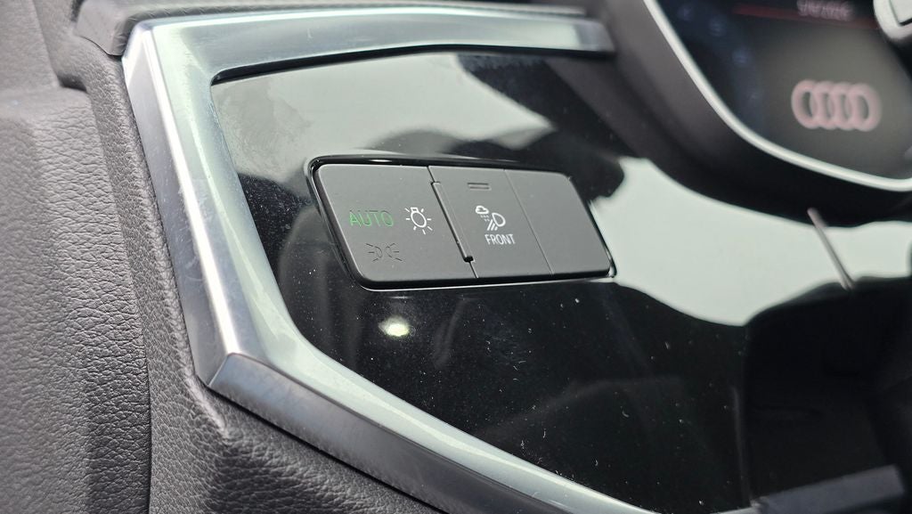 2020 Audi Q3 Premium Plus S line quattro