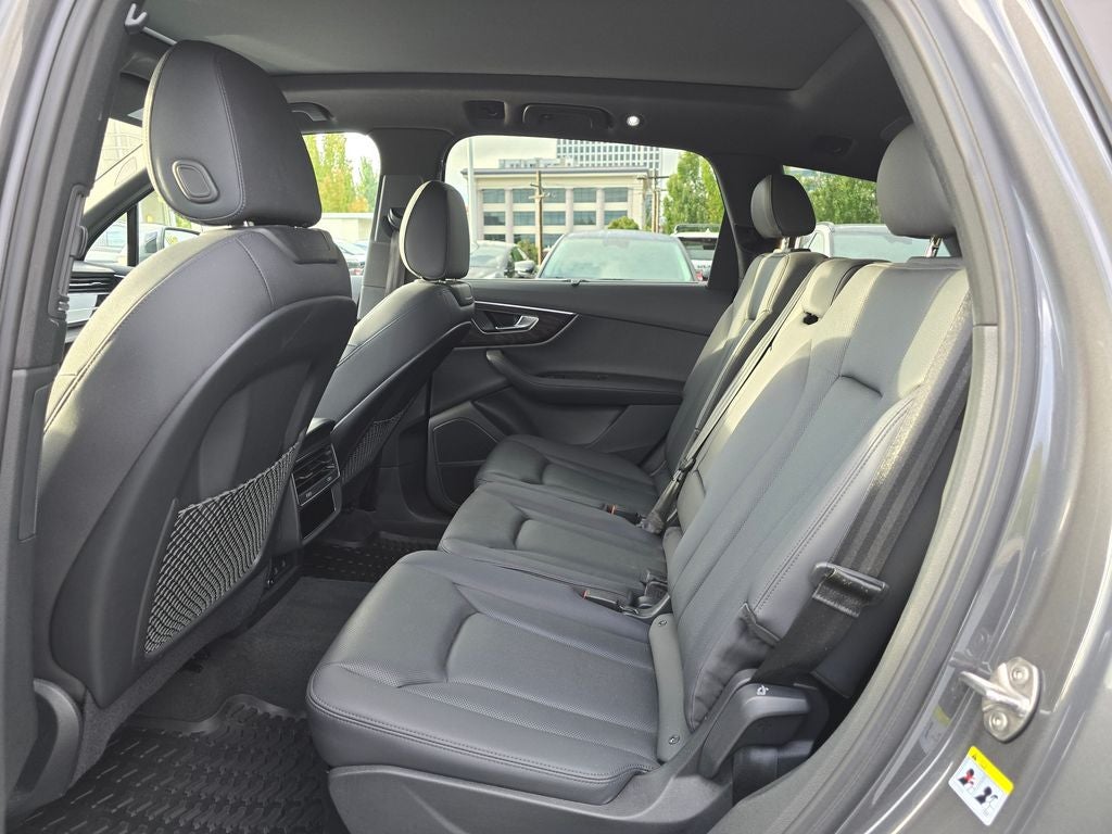 2023 Audi Q7 55 Premium Plus quattro