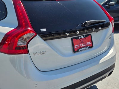 2016 Volvo V60 Cross Country T5